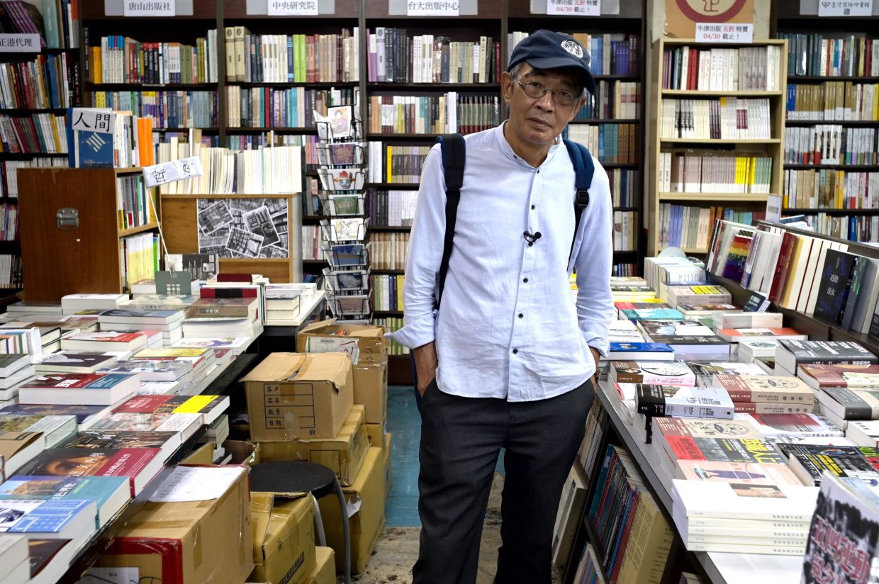 Hong Kong Bookseller Lam Wing-kee, Symbol of Beijing's Crackdown, Dies in Taiwan at 70