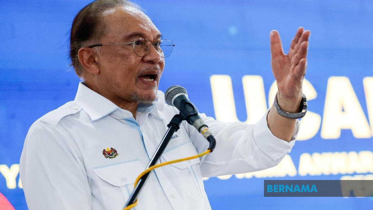 Focus on Ground Work, Not Polls, Anwar Tells PH Campaign Machine Ahead of Negeri Sembilan Election