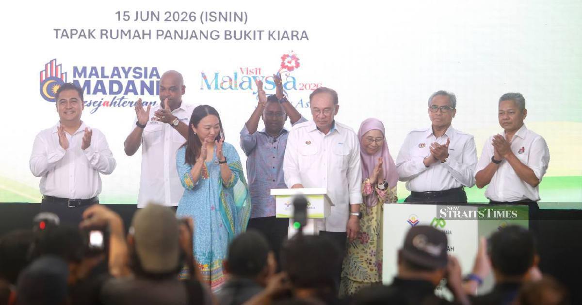 Anwar warns against divisive racial politics as Malaysia seeks national unity