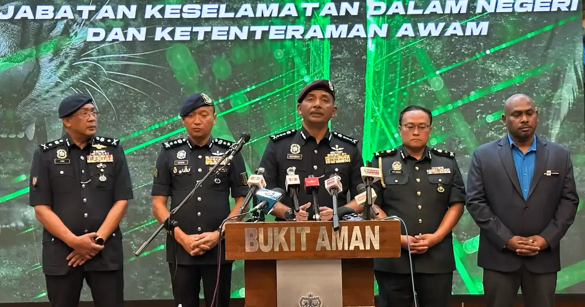 Police Bust Major Smuggling Ring: RM13 Million in Contraband Seized in KL and Klang