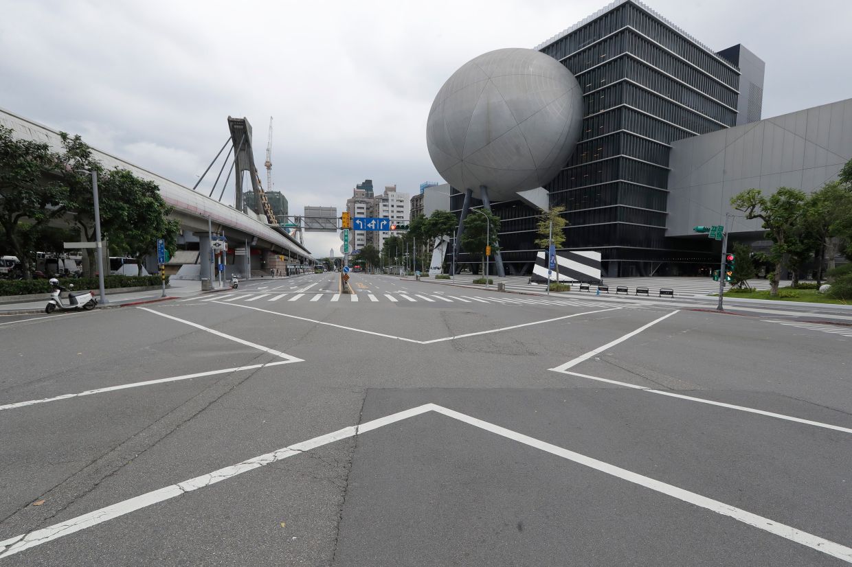 Taiwan Throttles Mobile Internet to Test Civilian Resilience Amid Security Concerns