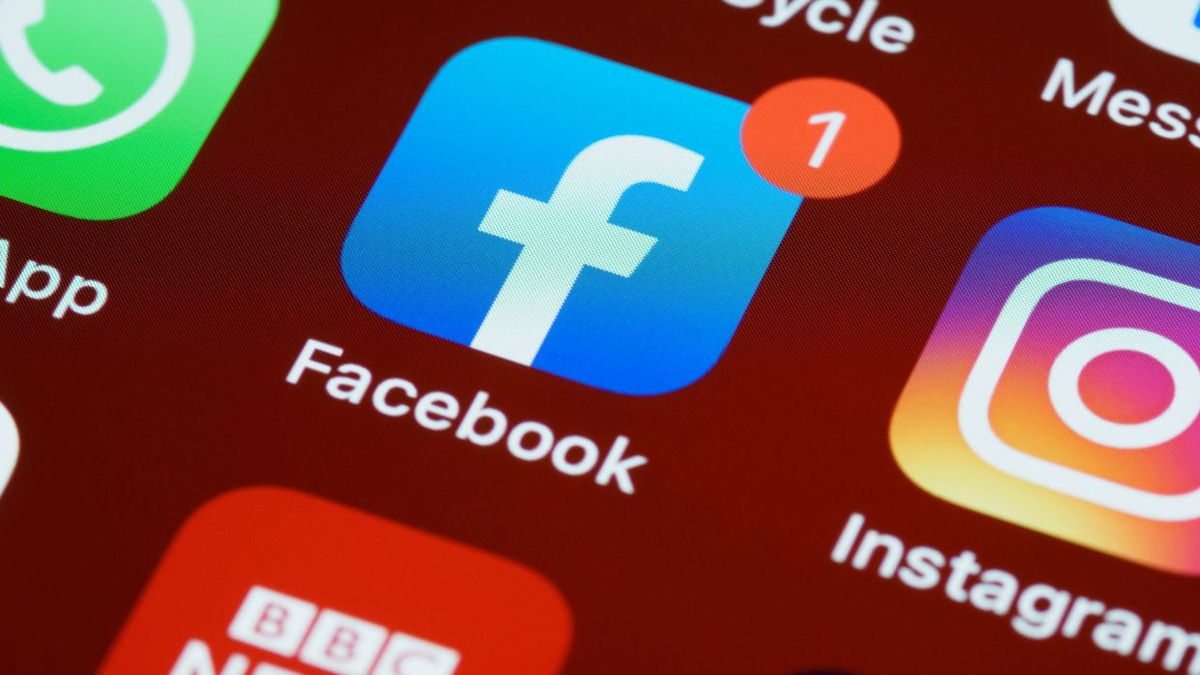 Australia tightens screws on social media giants with harsher penalties for under-16 breaches