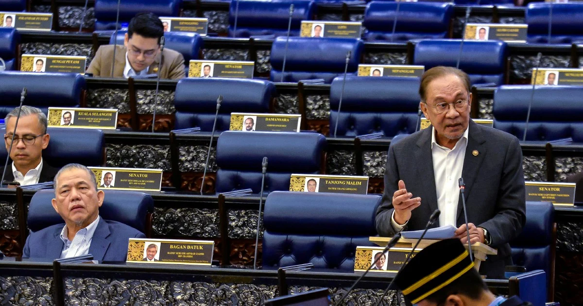 Malaysia's Household Debt Reaches RM1.73 Trillion, Raising Economic Sustainability Questions