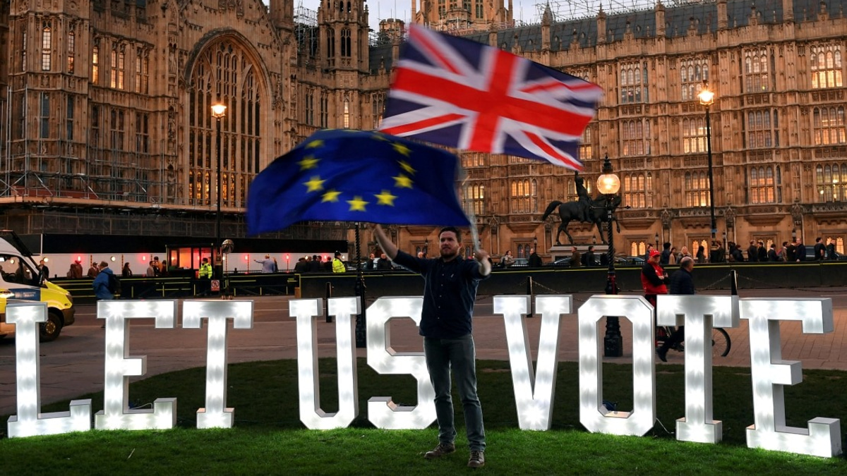 UK Unlikely To Rejoin EU Under Labour, Says Conservative Peer