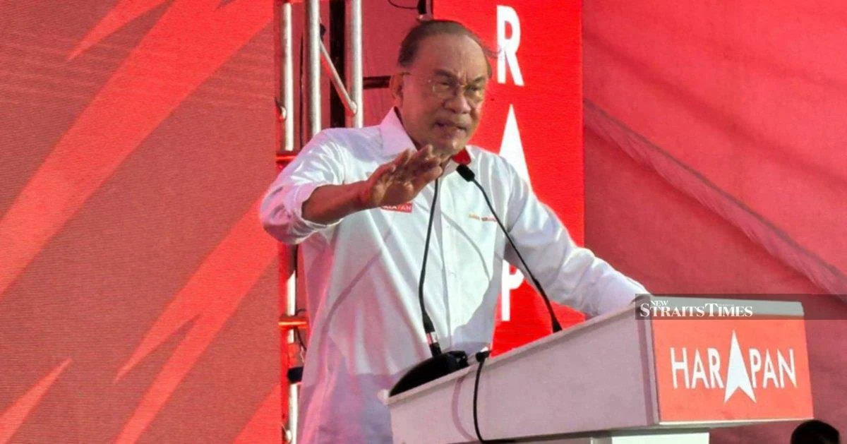 Focus on delivering results, not political squabbles, Anwar tells Pakatan Harapan team in Johor