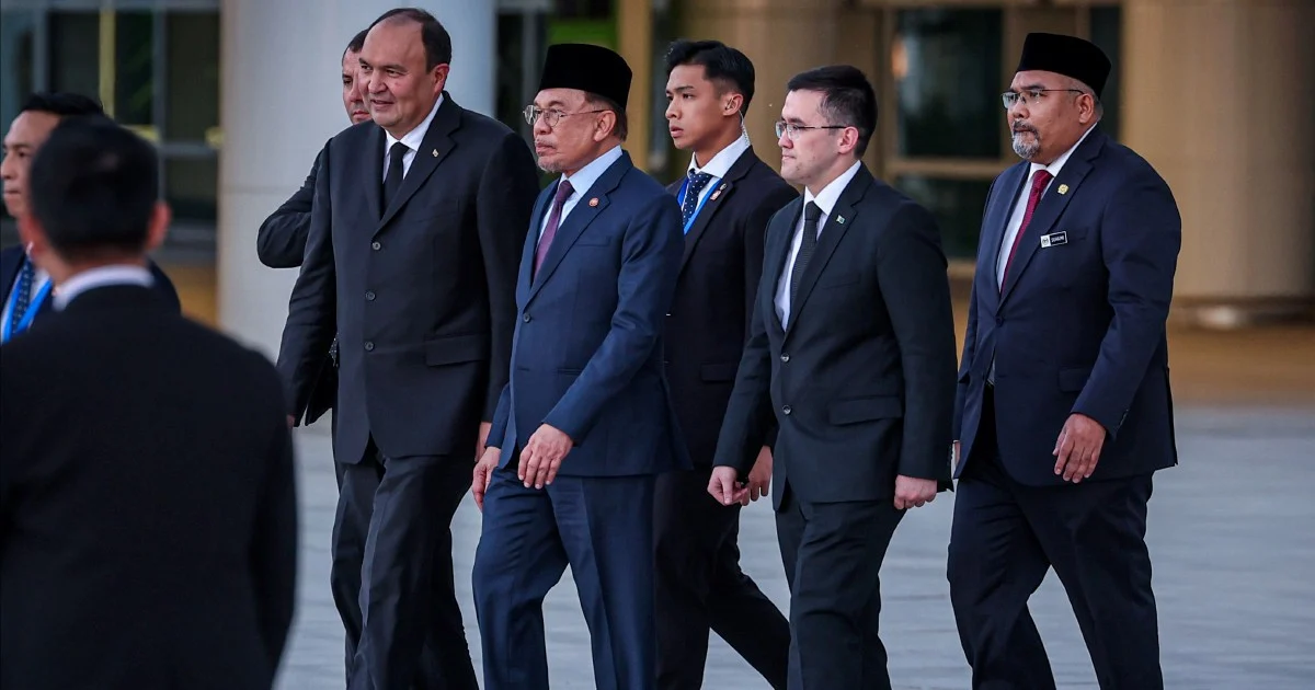 Anwar Seeks Deeper Trade and Investment Partnerships With Turkmenistan