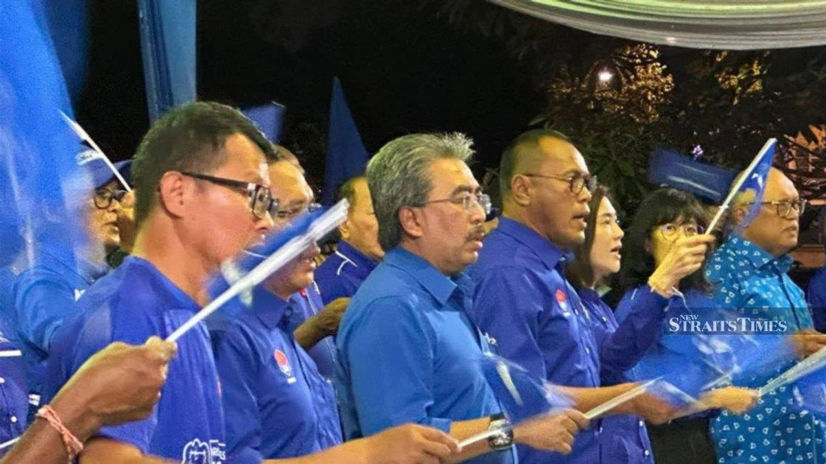 BN Can Retain Kota Iskandar and Recover Lost Seats, Says Johari Ghani