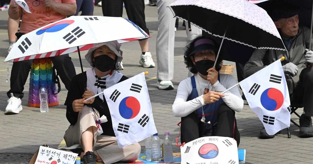 South Korea's Parliament Opens Formal Inquiry into Ballot Shortage Chaos During June Local Elections