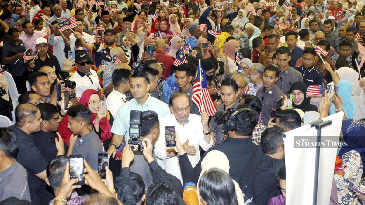 Ministers must resign if they attack unity partners, says Anwar