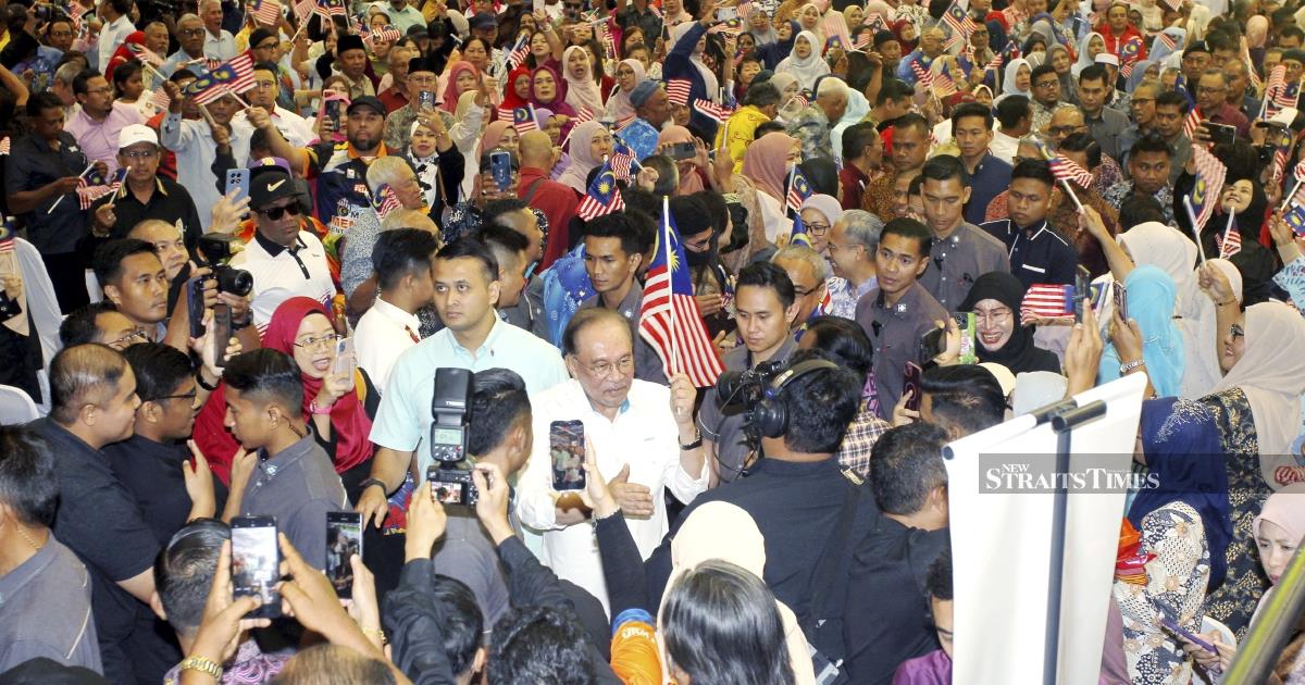Ministers must resign if they attack unity partners, says Anwar