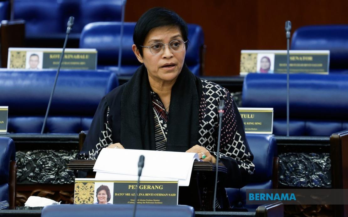 Government Open to Royal Commission on 'Corporate Mafia' if Justified, Says Azalina