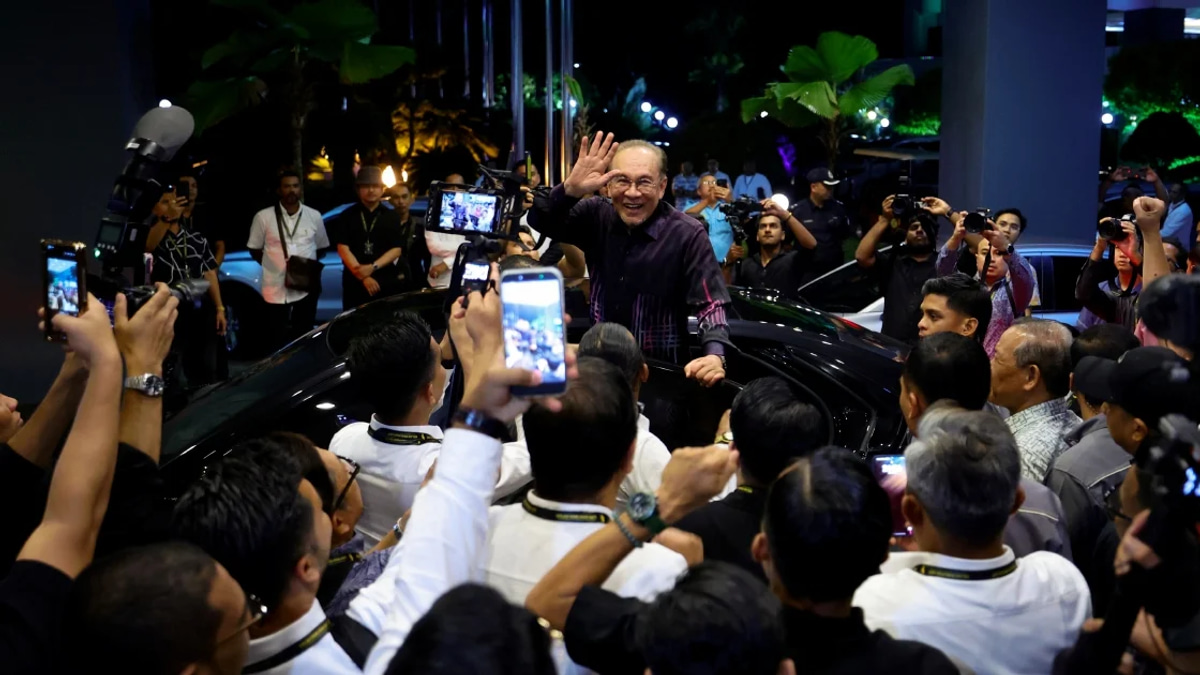 Anwar: Abuse of power, not racial divisions, is Malaysia's fundamental challenge