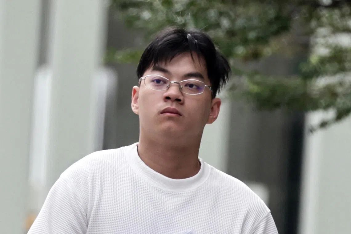 Former PR fined S$9,000 for fleeing Singapore, defaulting on military service