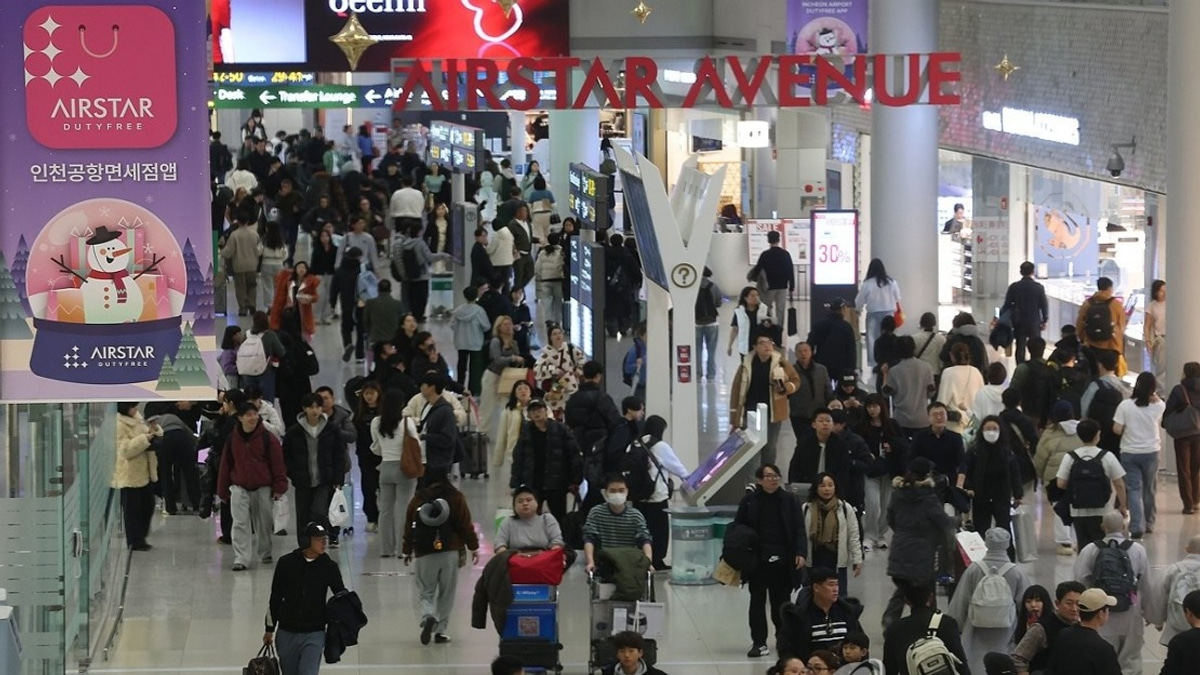 South Korea Hits 10 Million Foreign Visitors Ahead of Schedule, Eyes Record Year