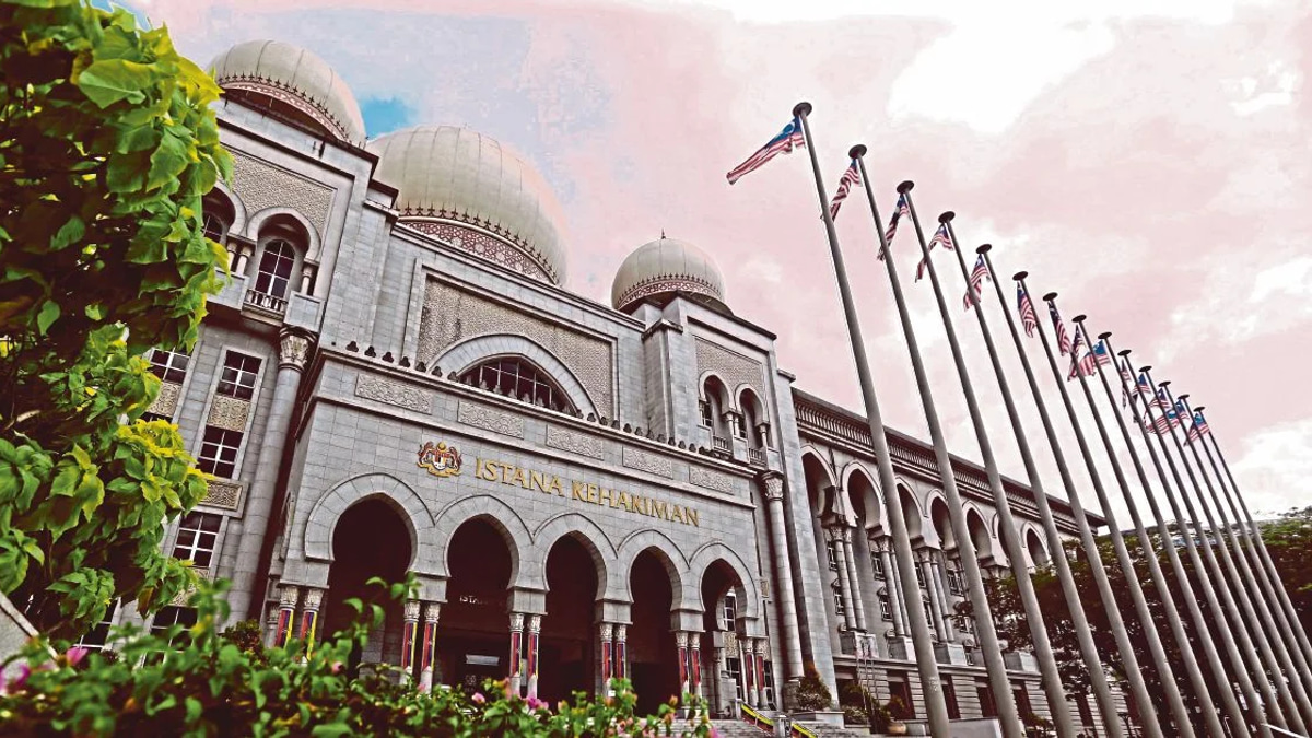 Senior Figures Face Judicial Scrutiny: Isa Samad's Corruption Review and General Hafizuddeain's Money Laundering Case Head Court Calendar