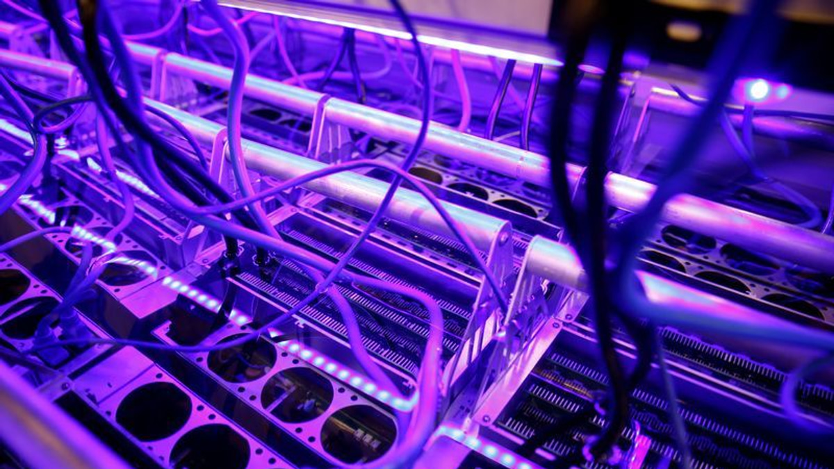 Bitcoin Miner Ionic Digital Eyes Nasdaq Debut Through Direct Listing Route
