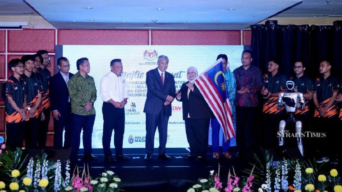 Zahid to Meet Nga Over Resignation Pledge Following BN's Johor Election Victory