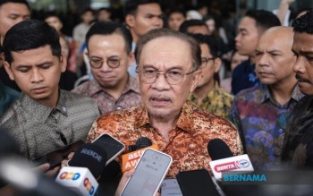 Government Rules Out GST Return but Open to SST Improvements, Anwar Says