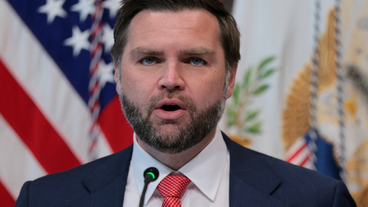 US Demands Iran Restore Oil Flow Through Strait of Hormuz, Vows Verification
