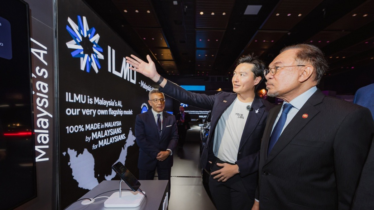 100,000 Young Malaysians Offered Three Months' Free Access to ILMUchat Pro AI Tool