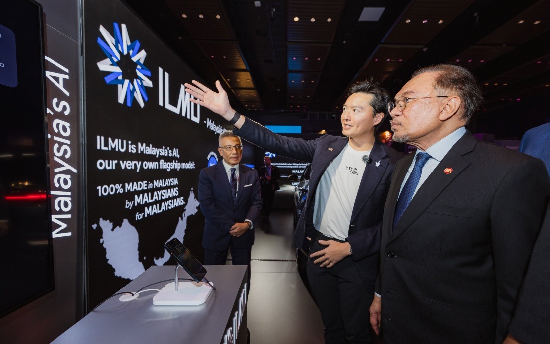 100,000 Young Malaysians Offered Three Months' Free Access to ILMUchat Pro AI Tool