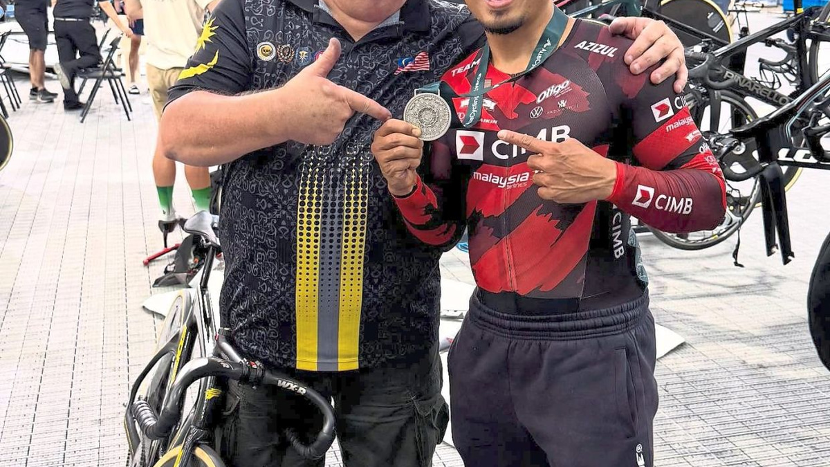 Azizul Braces for Backlash After Standing Up for Beasley
