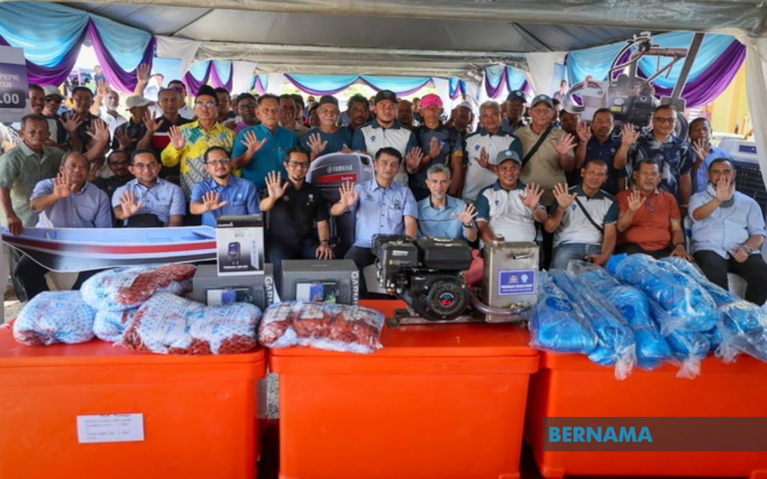 Government Invests RM10 Million in Fishermen Housing Across Malaysia