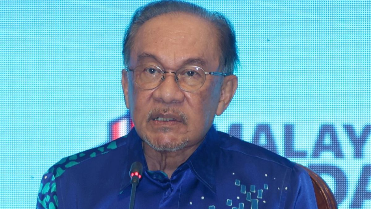 Anwar Refers Saravanan's Letter to Authorities for Assessment