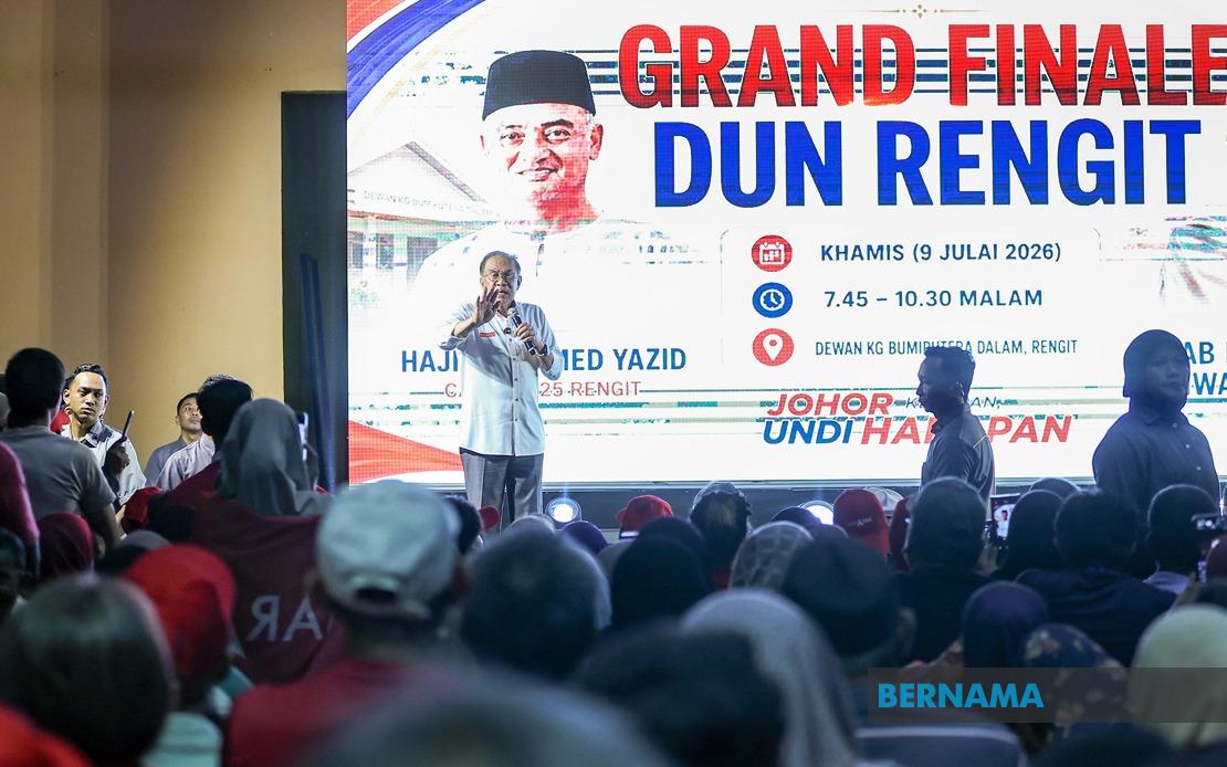 Anwar Pledges Swift Action on Rengit's Healthcare and Water Crisis Ahead of Johor Poll