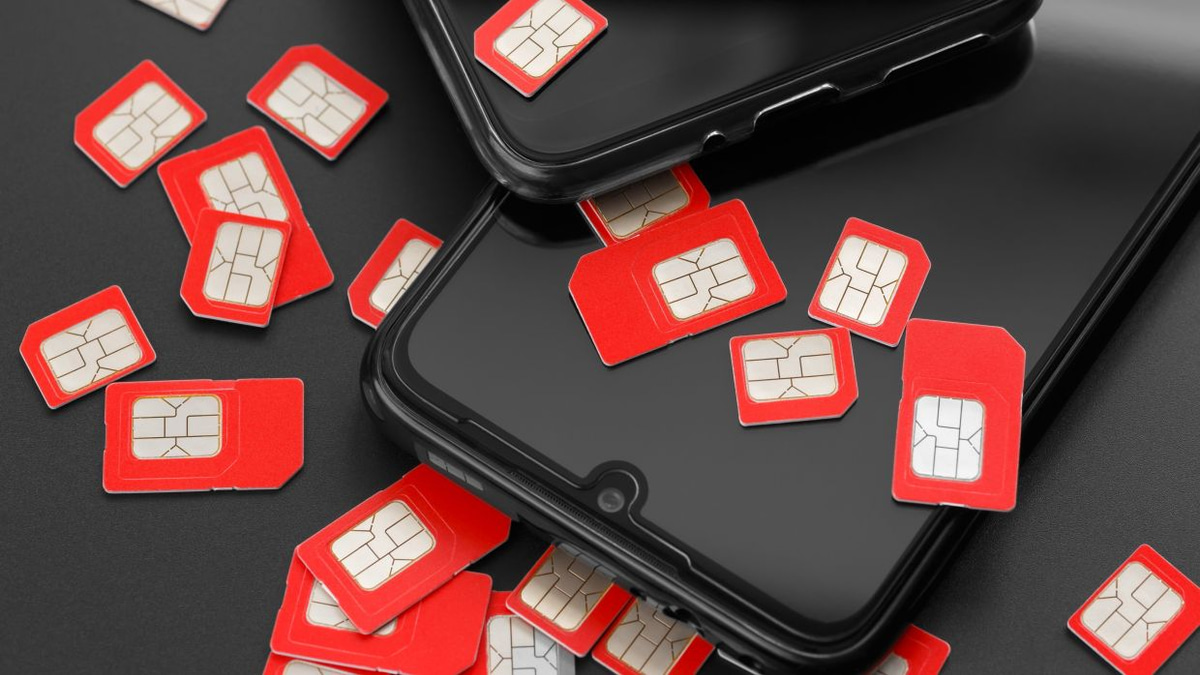 Hong Kong police dismantle phishing operation: two arrested after HK$500,000 scam