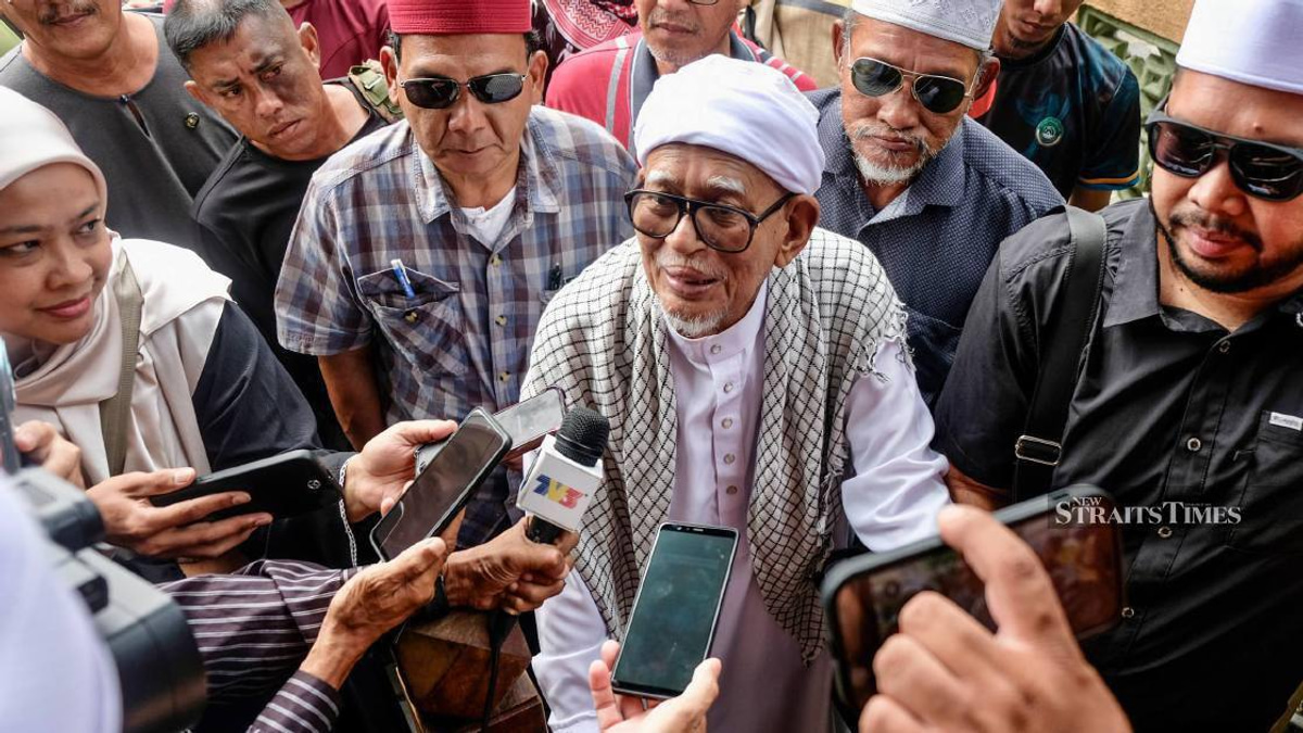 Hadi Questions PM's Absence from Parliamentary RCI Sitting on Tabung Haji