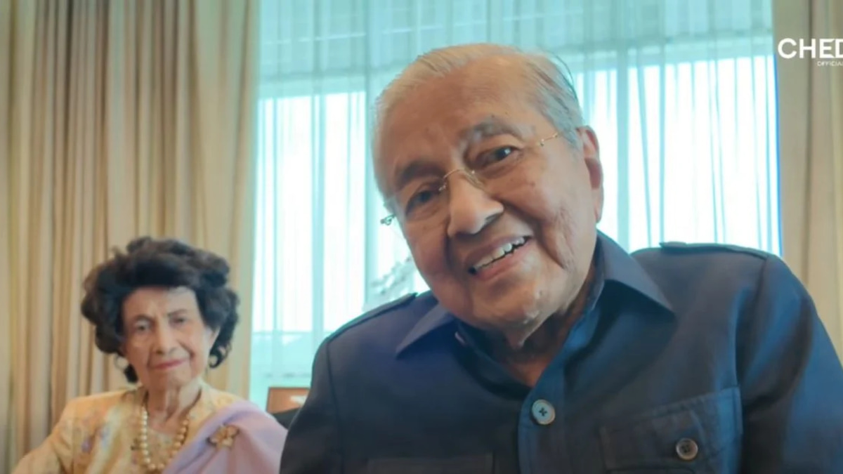 Tun Mahathir Expresses Gratitude for 101st Birthday Wishes from Across Malaysia