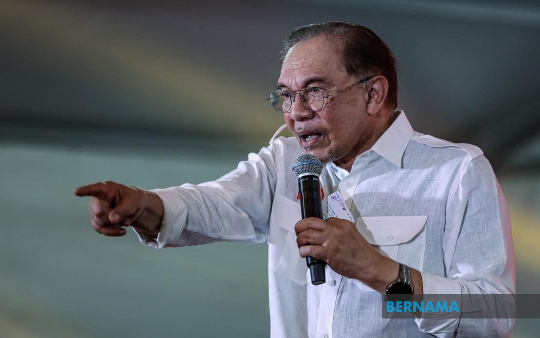 Anwar Defends Kedah Development Record, Dismisses Sanusi's Political Criticism