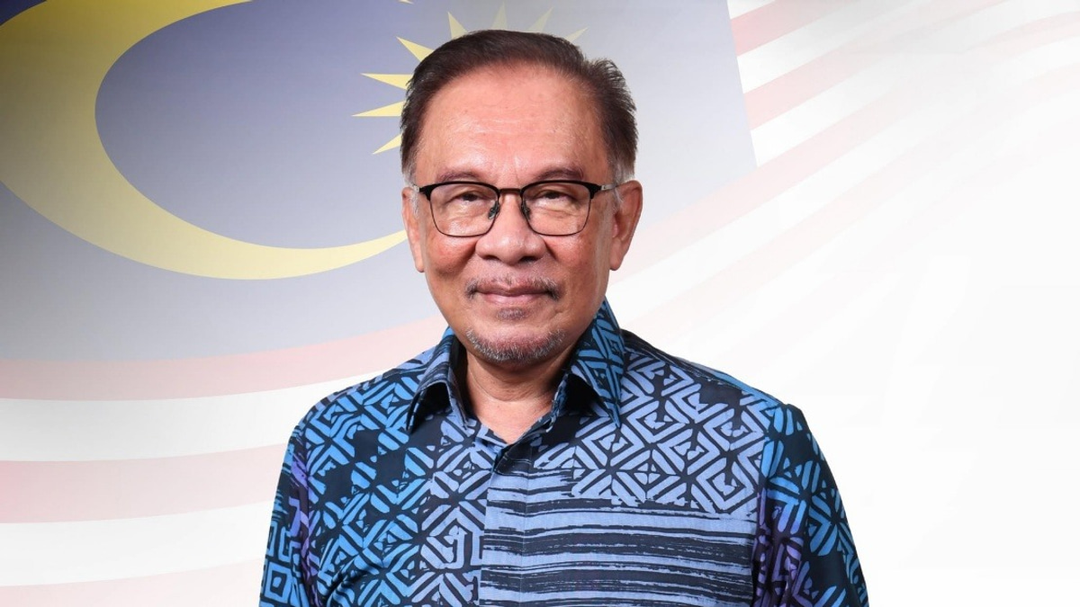PM Anwar Ibrahim Undergoes Scheduled Medical Examinations