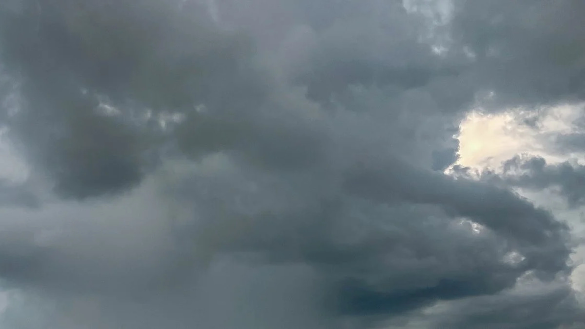 Thunderstorms to Batter Northern States Until Midday