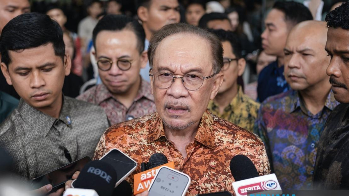 Malaysia to Abolish AUKU This Year, PM Anwar Confirms Legislative Push