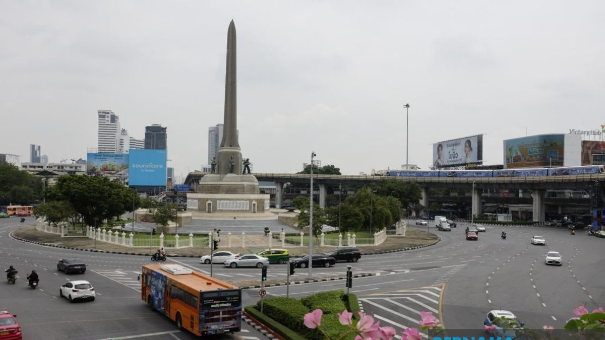 Southeast Asia's Week: Strategic Partnerships Shape Regional Agenda