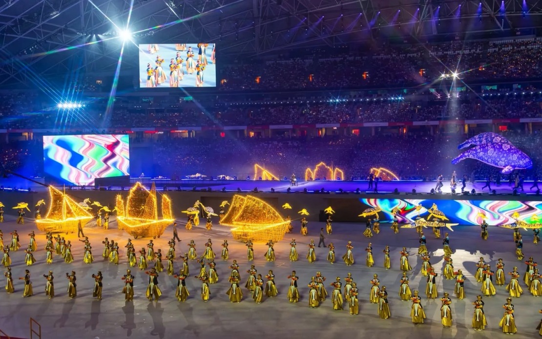 Singapore Celebrates 61st National Day with Stadium Parade's Grand Return