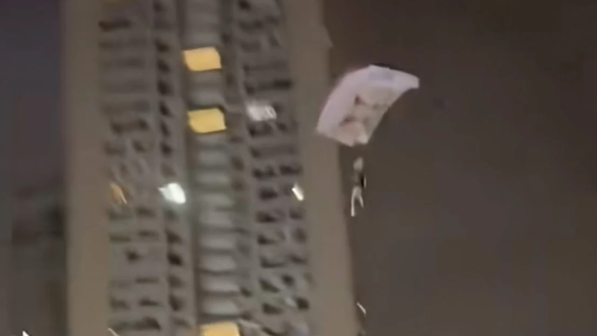 Chinese Man Detained After Risky Rooftop Parachute Jump to Boost Social Media Following