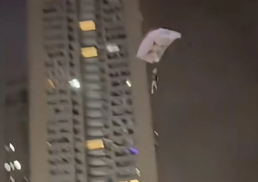 Chinese Man Detained After Risky Rooftop Parachute Jump to Boost Social Media Following