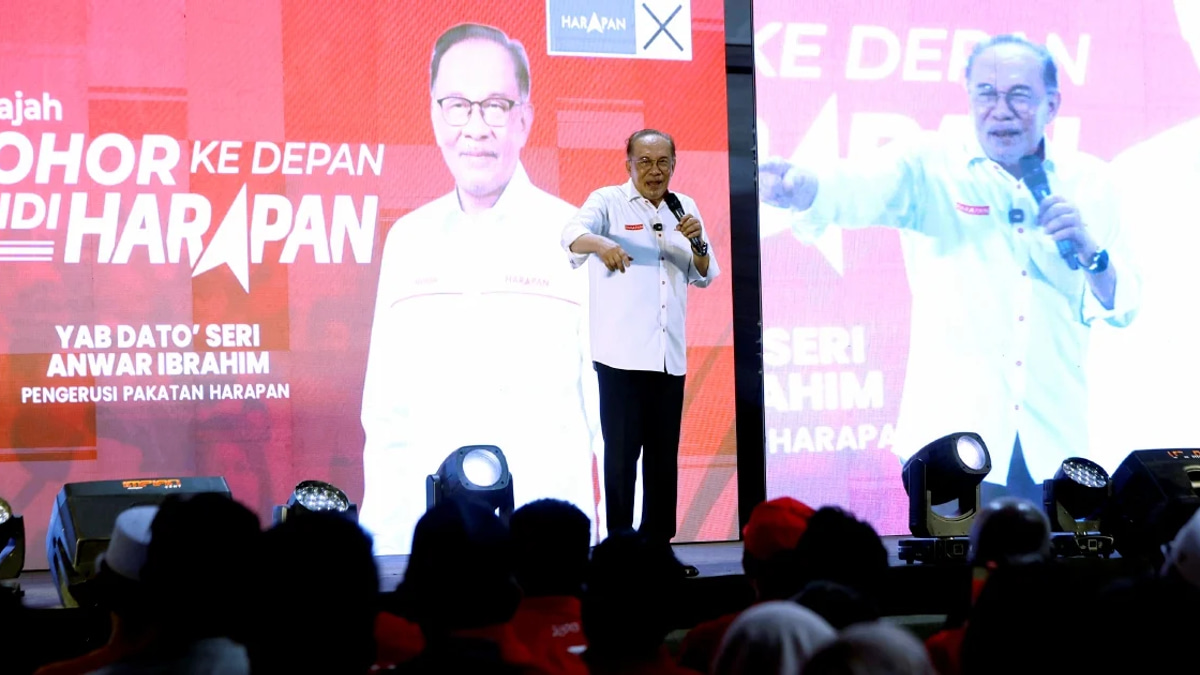 Anwar Says BN Forced Johor Polls to Rebuild Lost Political Supremacy