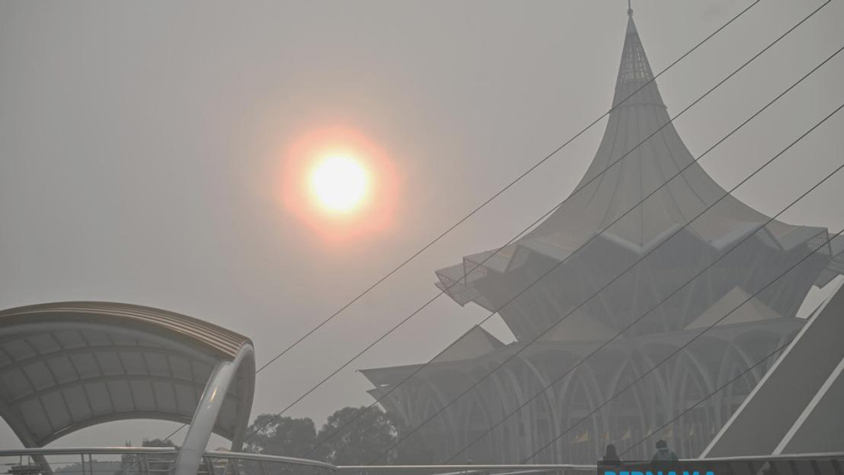 Sarawak Shuts 591 Schools as Heat and Drought Trigger Health Alerts