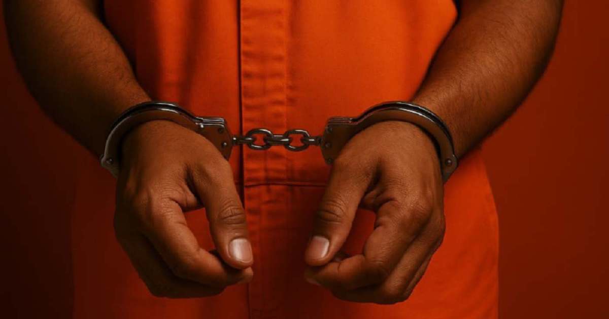 Malaysian detained in Surabaya over smuggling of methamphetamine and ecstasy pills
