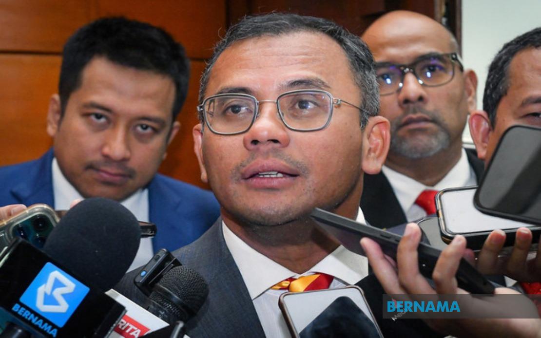Local Complicity Hampering Enforcement Against Illegal Immigrants, Says Selangor MB