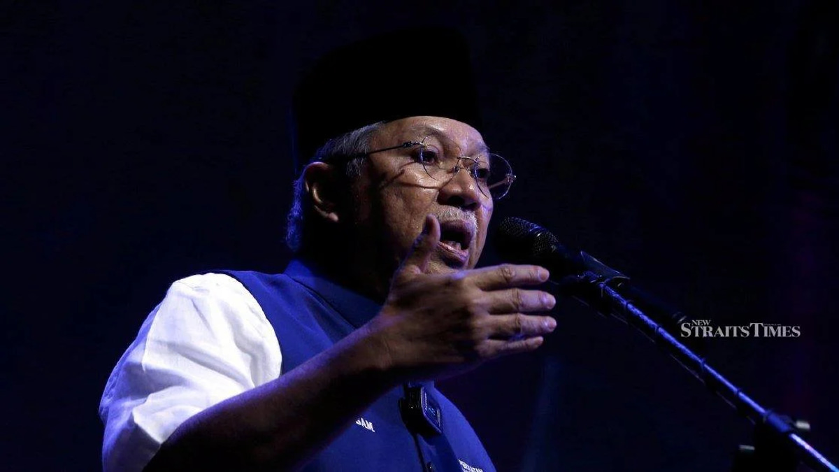 Annuar calls for restraint as Perikatan Nasional faces internal strains