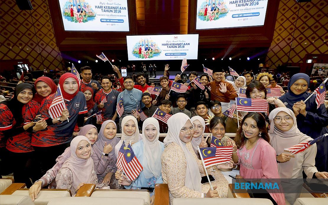 PM Anwar's Six-Point Plan Targets Economic Relief Across All Citizen Groups