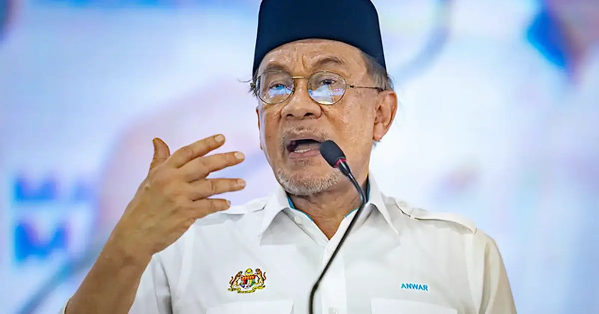Anwar Warns Government Ministers Against Public Attacks on Unity Coalition Partners in State Elections
