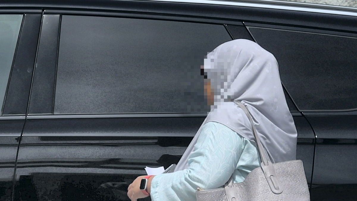 Ex-CFO of Tabung Haji-linked Firm Faces Second Day of MACC Questioning Over RM370 Million Share Deal