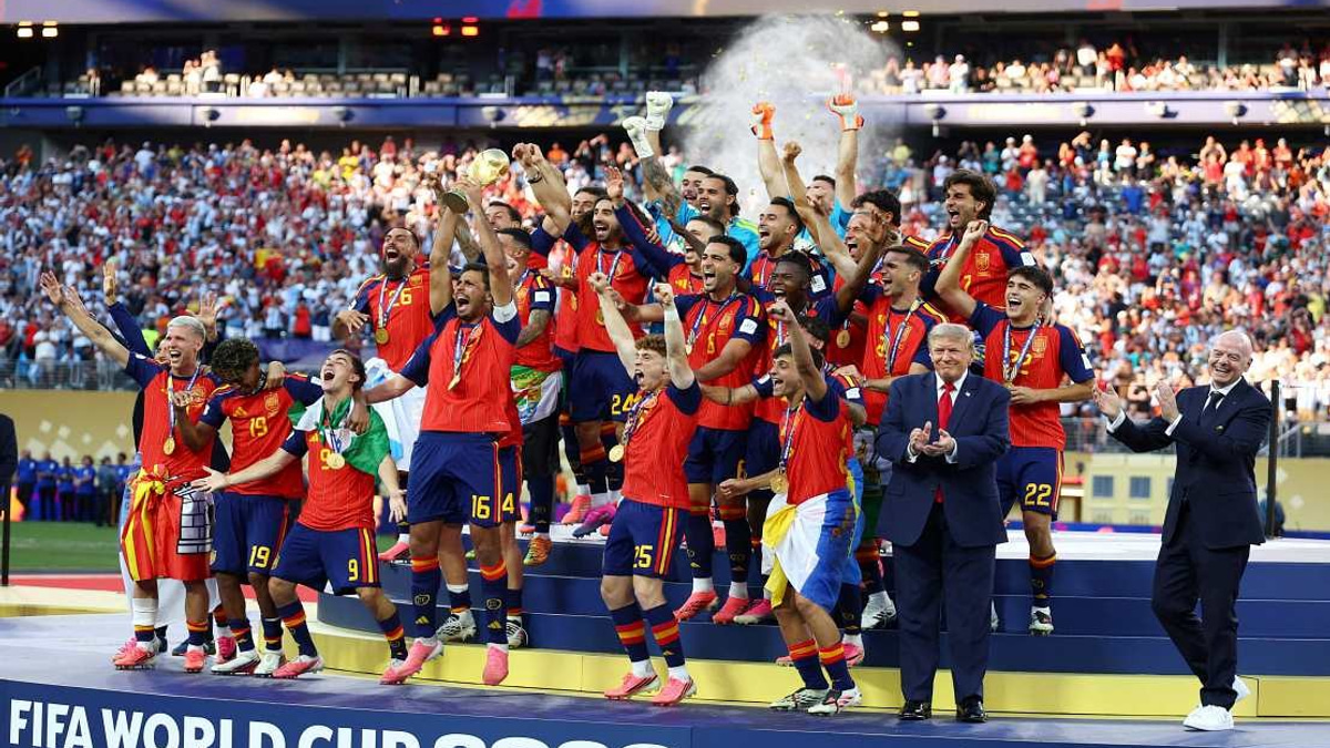 Spain Returns Home as World Cup Champions to Massive Madrid Celebration
