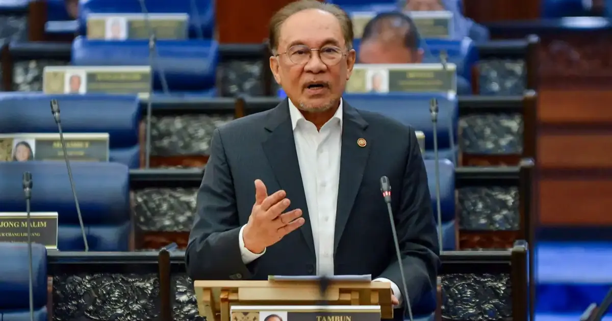 Anwar Calls for Patience as Government Pursues Economic Agenda
